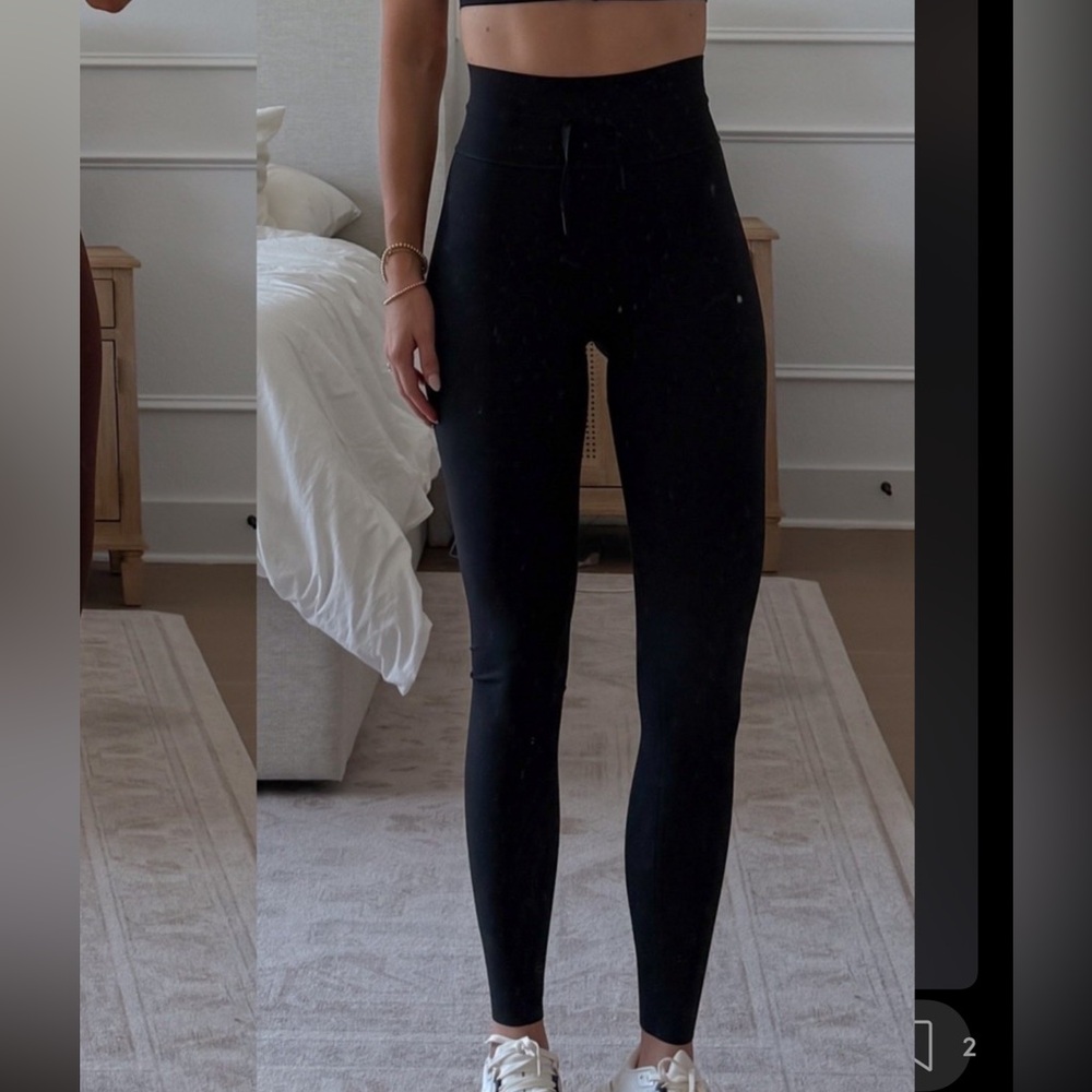VSX Black High-Waisted Leggings